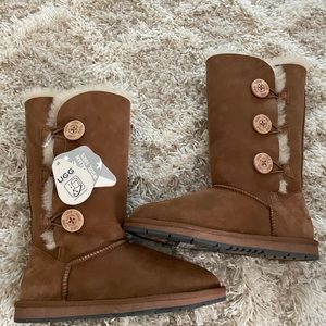 NEW Bailey Button Triplet Brown UGGS